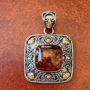 Suarti Bali Amber pendant